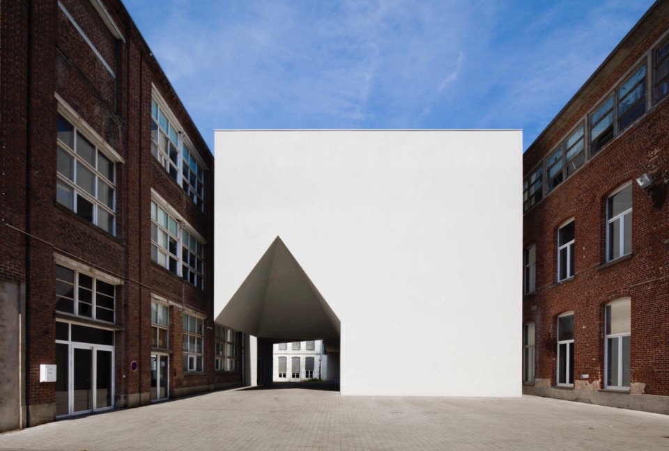 Catholic University of Louvain, Tournai, Belgium, 2017 (photo Juan Rodriguez)